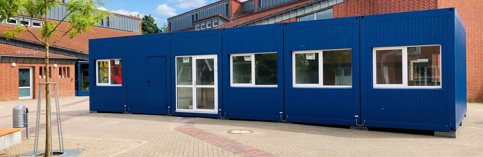 Werksneue Containeranlage für die Erich Kästner-Grundschule in Stockelsdorf